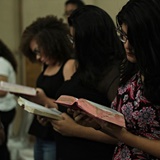 Uma igreja anestesiada para as mulheres
